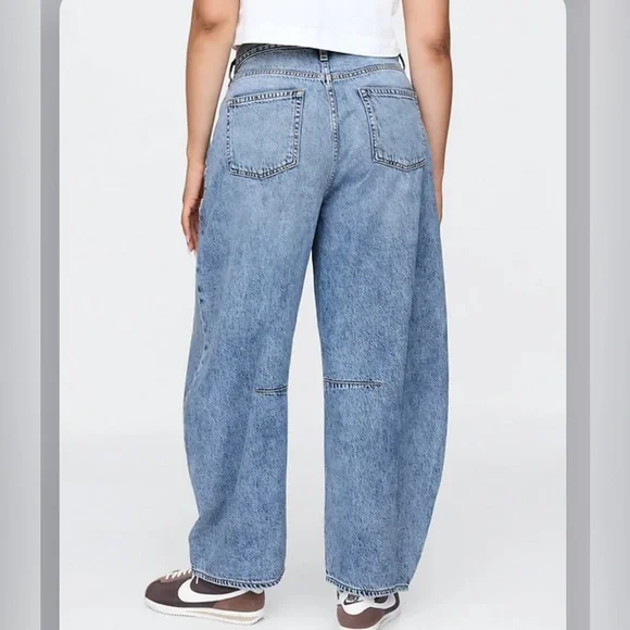 Gap| High Rise UltraSoft Horseshoe Jeans| Size 33/16 NWT - Picture 2 of 13